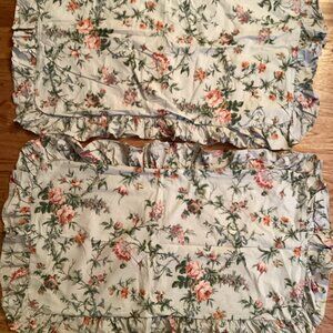 Ralph Lauren Toulouse Set of 2 Floral King Pillow Cases Ruffle Trim Cottagecore
